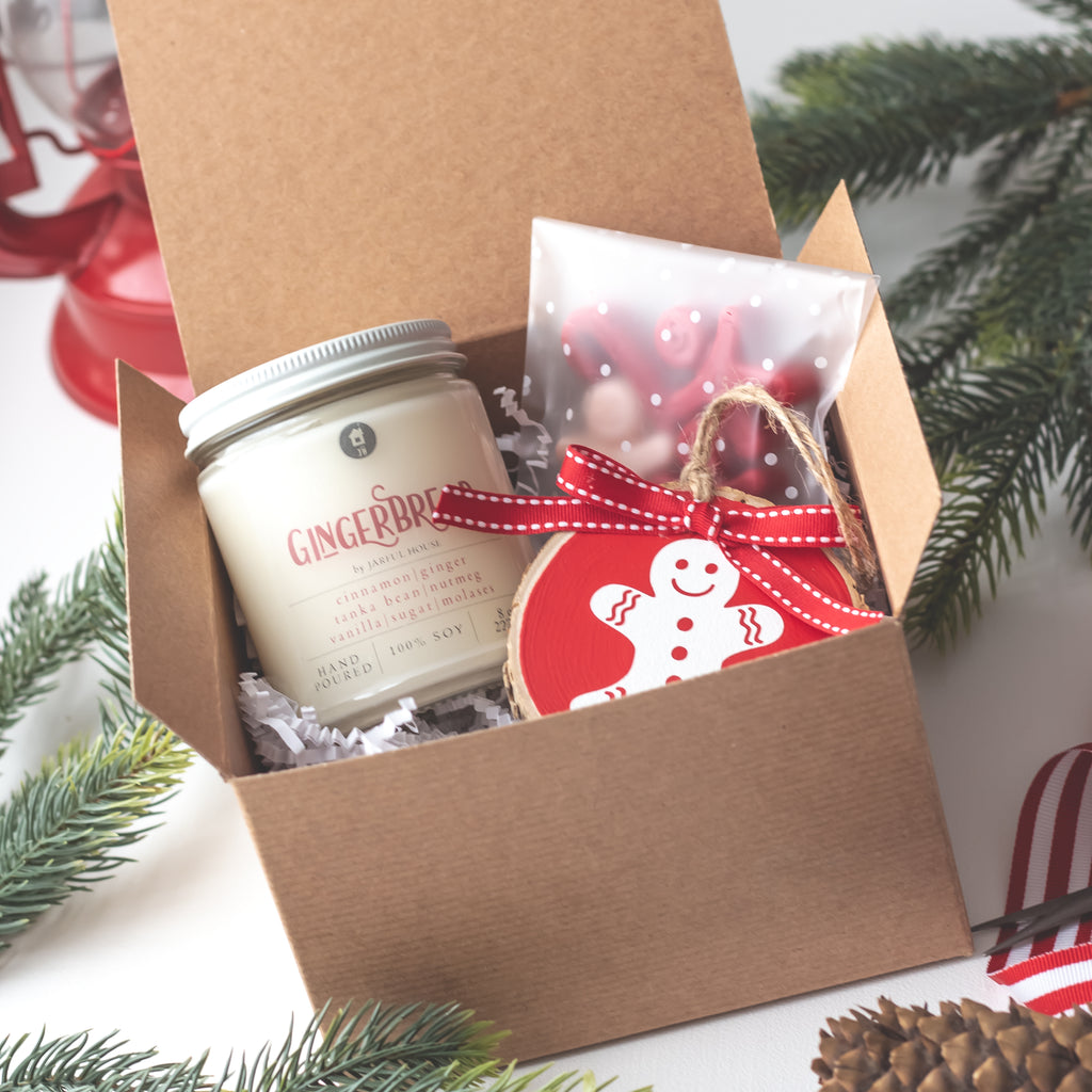 Christmas Candle Gift Box Set | Gift Bundle Gingerbread Candle + Gingerbread Ornament + Mini Wax Melt
